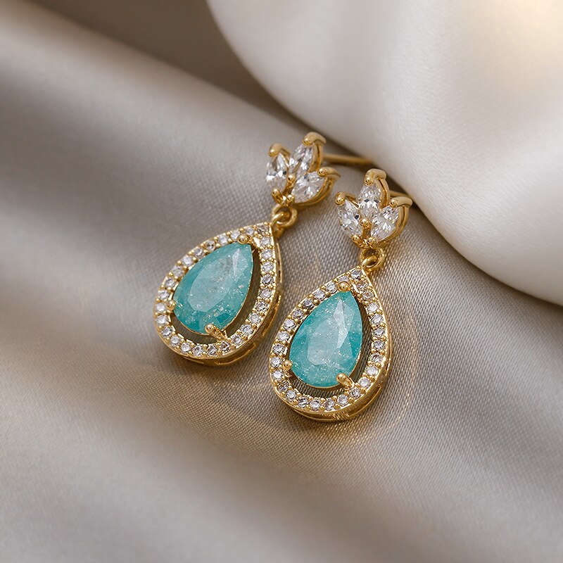 Vintage Green Stones Water Drop Earrings For Women Personality New Jewelry Elegant pendientes wholesale